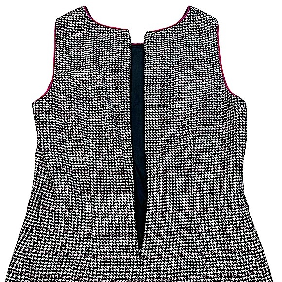 Petite Sophisticate size 2 black white pink houndstooth sleeveless mini dress - Picture 8 of 16